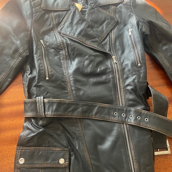 Women's Victoria Black Leather Jacket NWT - Picture 2 of 10